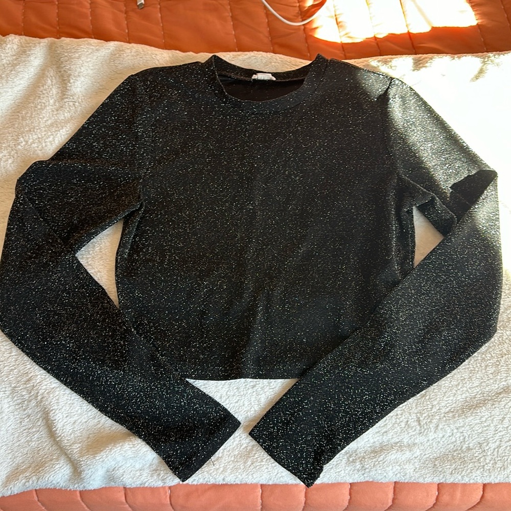 Garage glitter long sleeve top